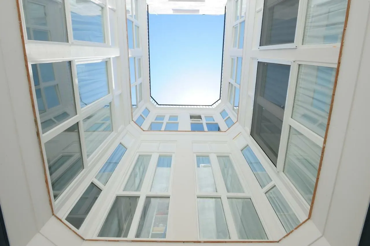 Luz Del Faro Apartment Cadiz 0*,  Spain